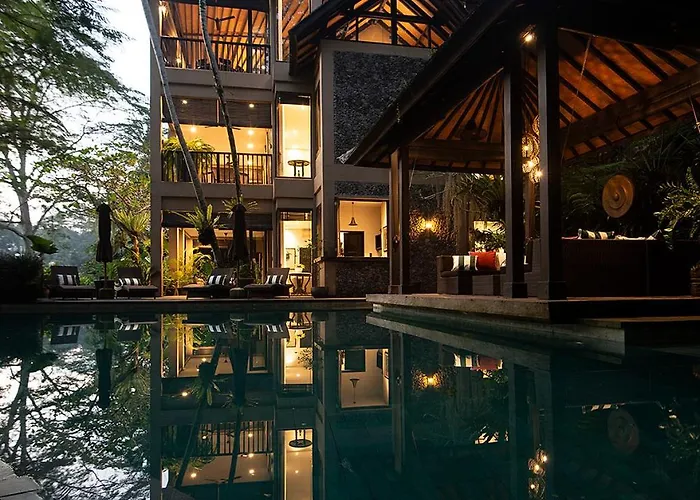 Naga Putih Villa